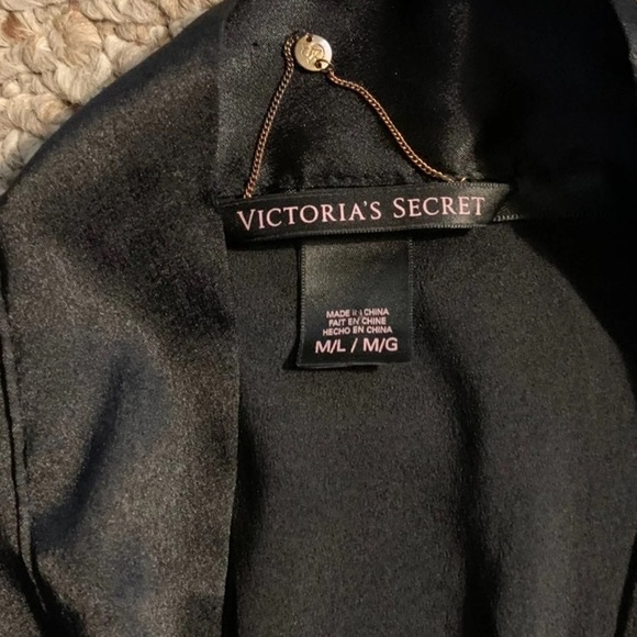 Victoria Secret Nighty Set - Picture 7 of 8